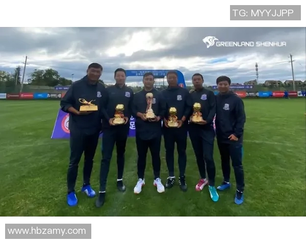 赛后分析：上海足球队与重庆足球队的比赛节奏与战术对比探讨