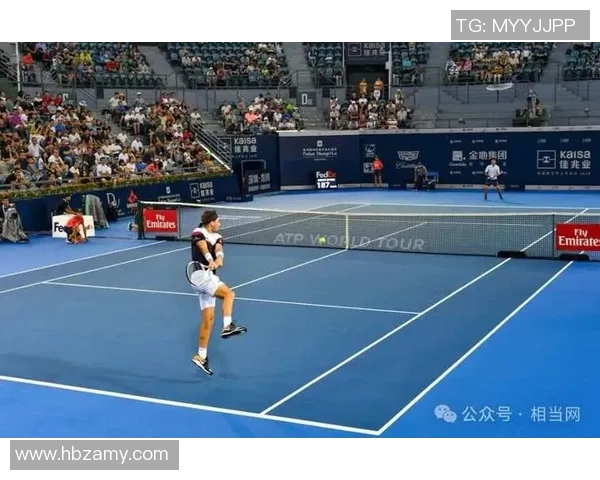 深圳网球队进攻体系解析：网球战术的创新与实践探索